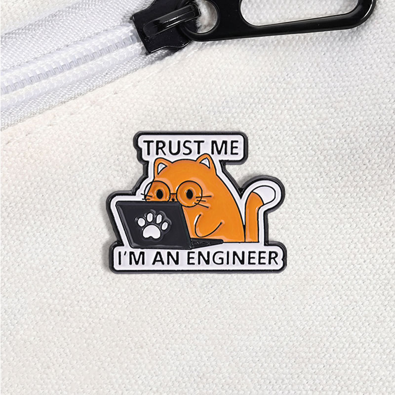 Pin de esmalte con cita de ing - Tech Accessories Shop reseña y precio